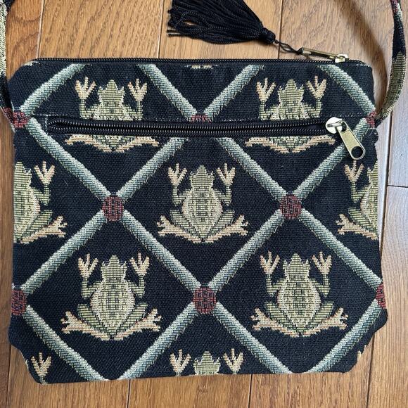 embroidered frog handbag With Pocket And Tassel - Picture 2 of 3